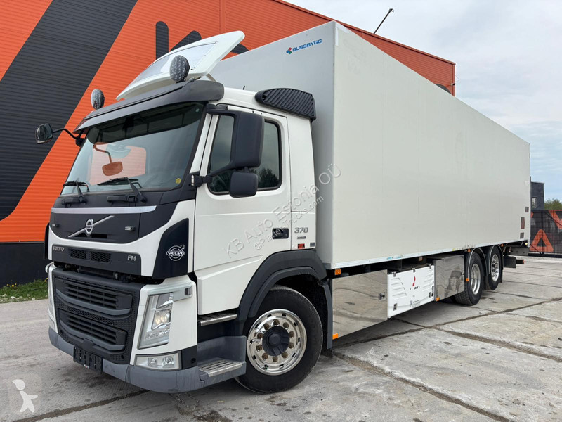شاحنة Volvo FM 370 6x2*4 MITSUBISHI TU100 / BOX...