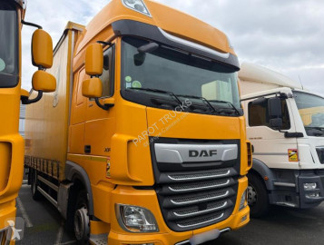 Camion fourgon DAF