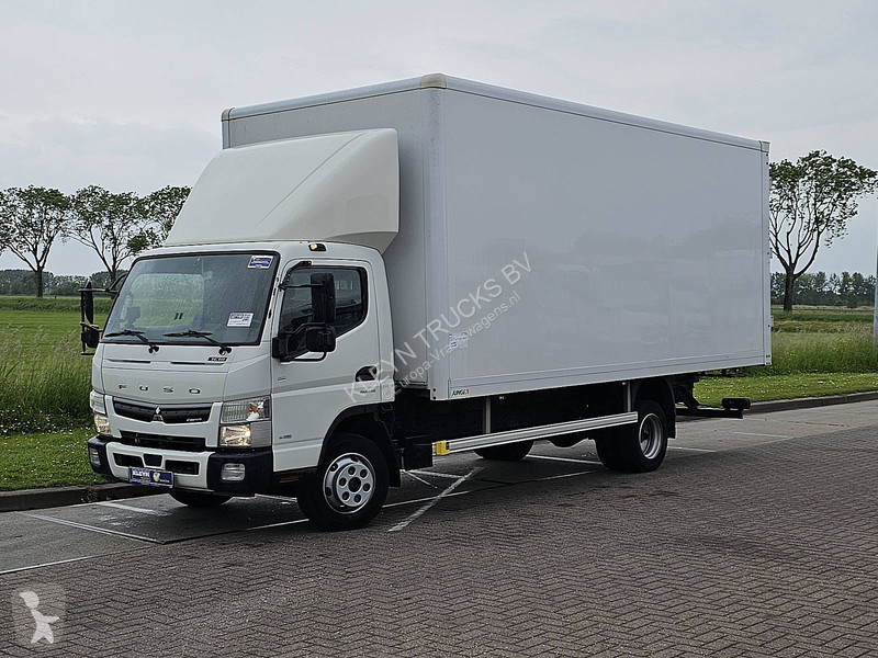 شاحنة Fuso CANTER 7C18 AMT 3 SEATS AIRCO