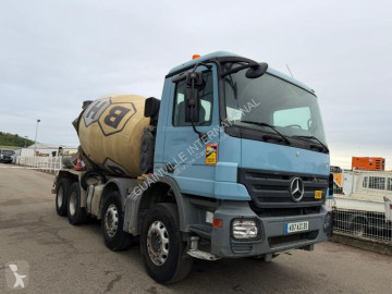 Lastbil beton cementmixer Mercedes