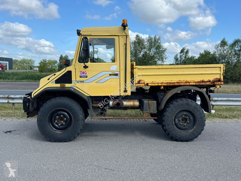 شاحنة Mercedes U140