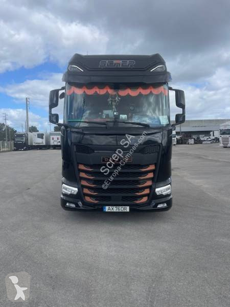 Camion DAF 530