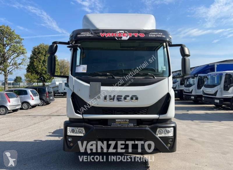 شاحنة Iveco