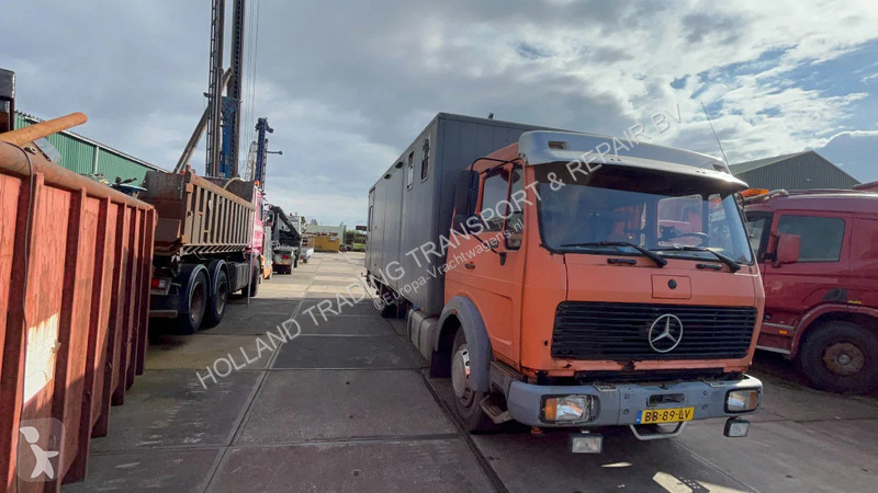 شاحنة Mercedes NG Mercedes benz NG Box truck