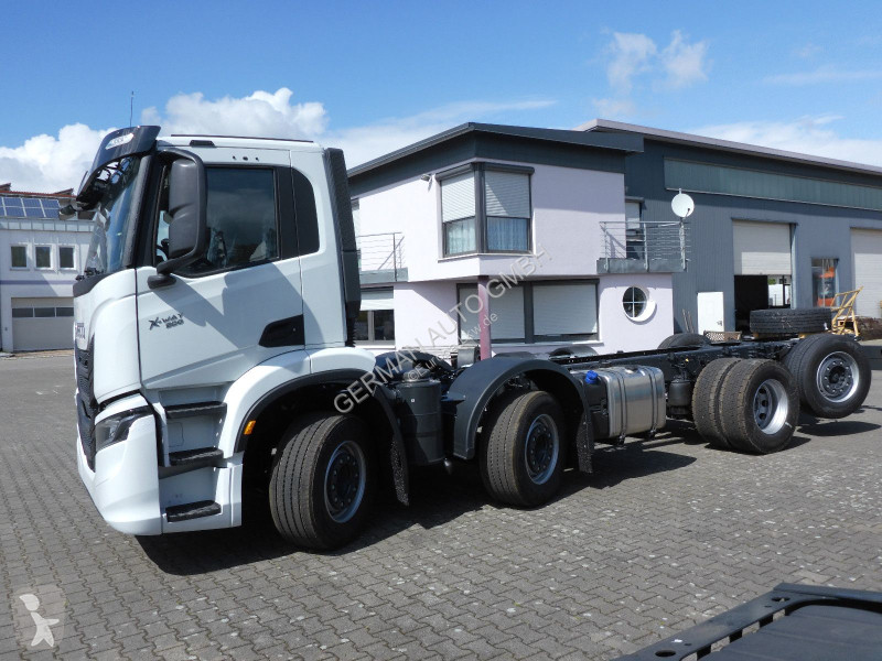 شاحنة Iveco X-WAY AD350X50Y/PS ON 8X2 (2+2) ADR...
