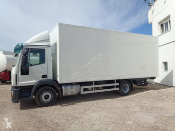 Camión furgón Iveco