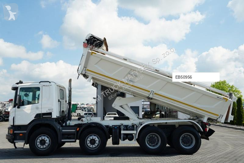 شاحنة Scania P 440 / 8x4 / WYWROTKA 2 STRONNA /...