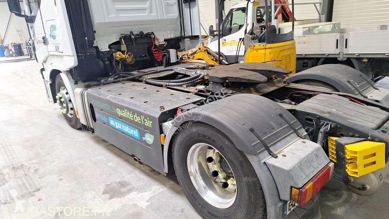 Tracteur Iveco 440S42