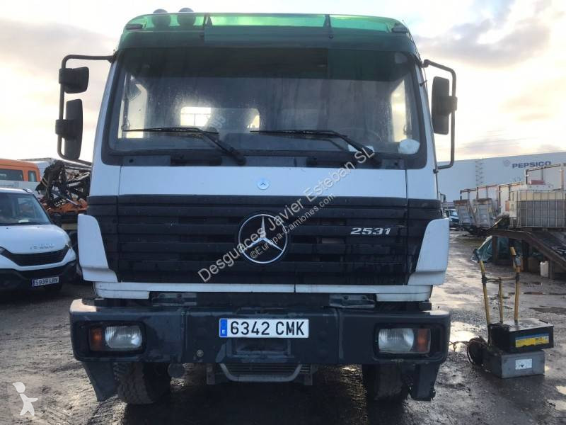 شاحنة Mercedes