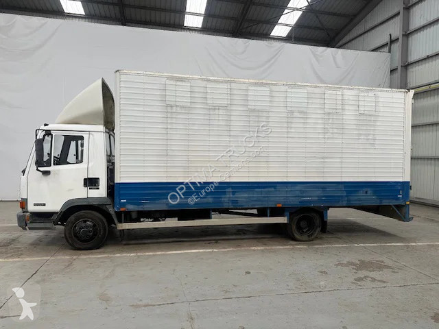 شاحنة DAF 180 ATI