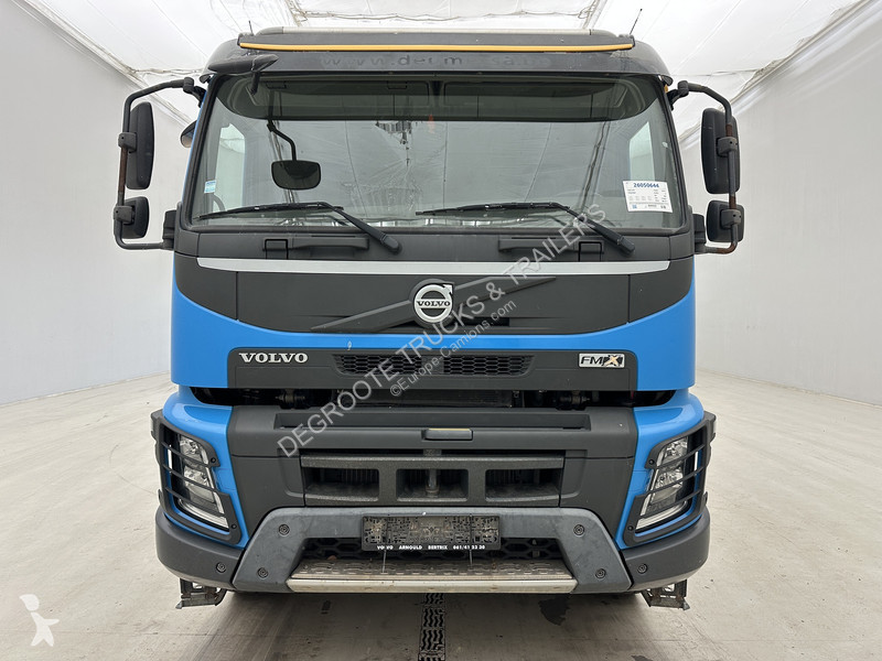 شاحنة Volvo 460 - 8x4