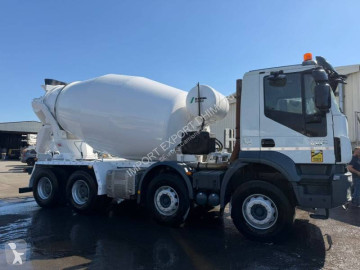 شاحنة اسمنت دوامة / خلاطة اسمنت Iveco