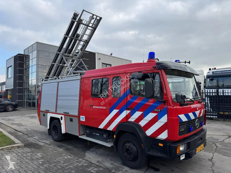 شاحنة Mercedes - FULL EQUIPMENT INCLUDED FIRE...