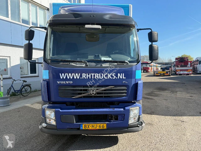 شاحنة Volvo 250 4X2 GESLOTEN BAK + KLEP