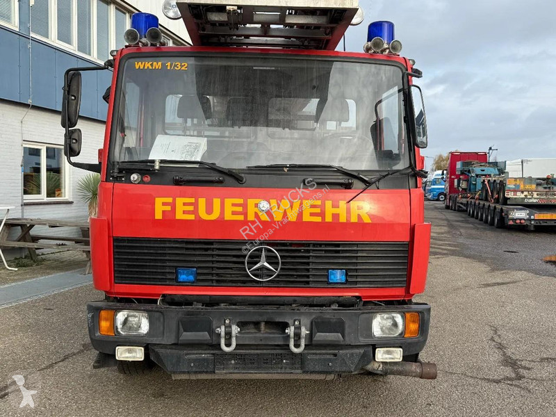 شاحنة Mercedes F + METZ DLK 18-12 LIFT +...