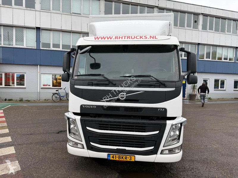 شاحنة Volvo 330, EURO 6, TUV TILL O3-2027