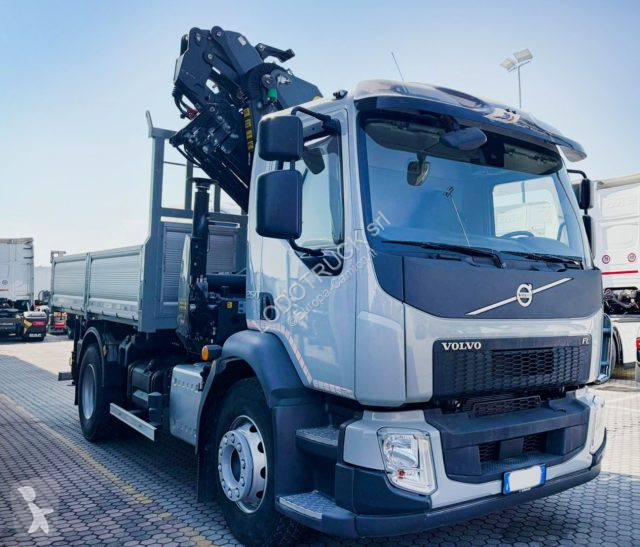 Camion Volvo FL