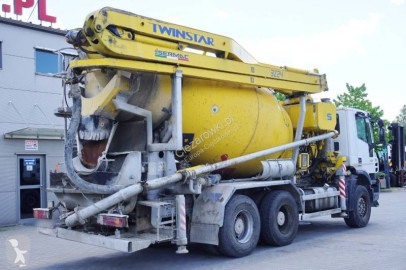 Camión hormigón mezclador + bomba Iveco