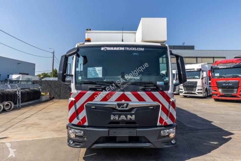 شاحنة MAN 10.190 BL - CARVAL INBOUW