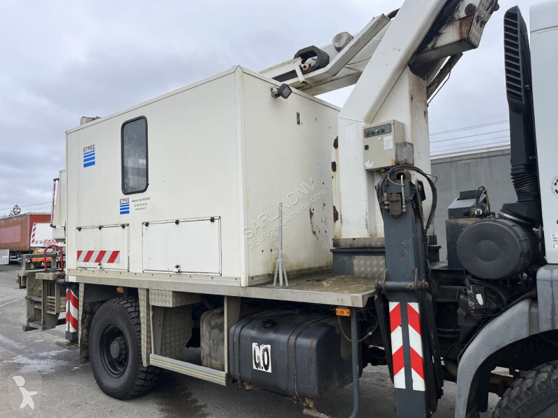 شاحنة Renault 370