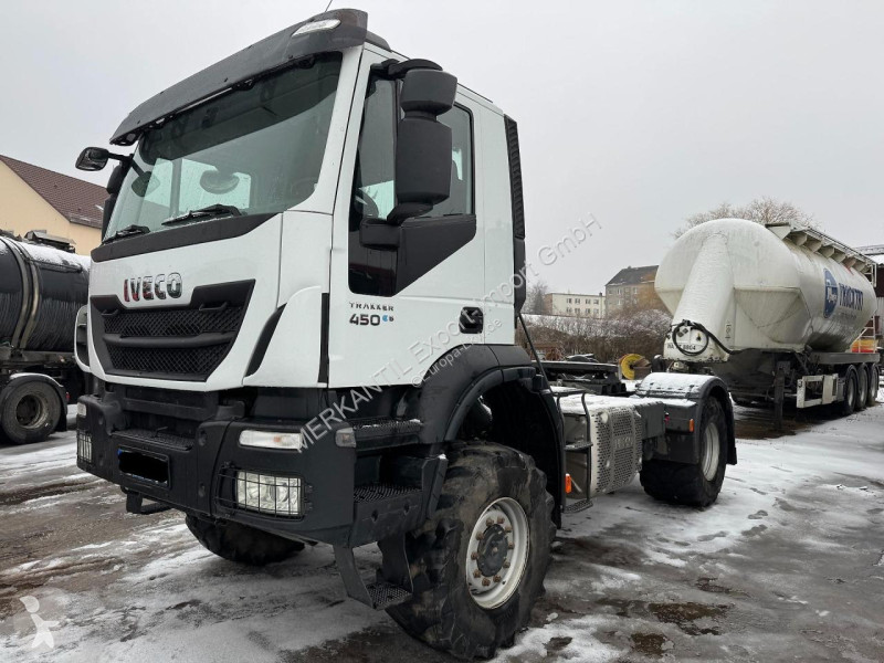 شاحنة Iveco  Traxxas 450 LoF