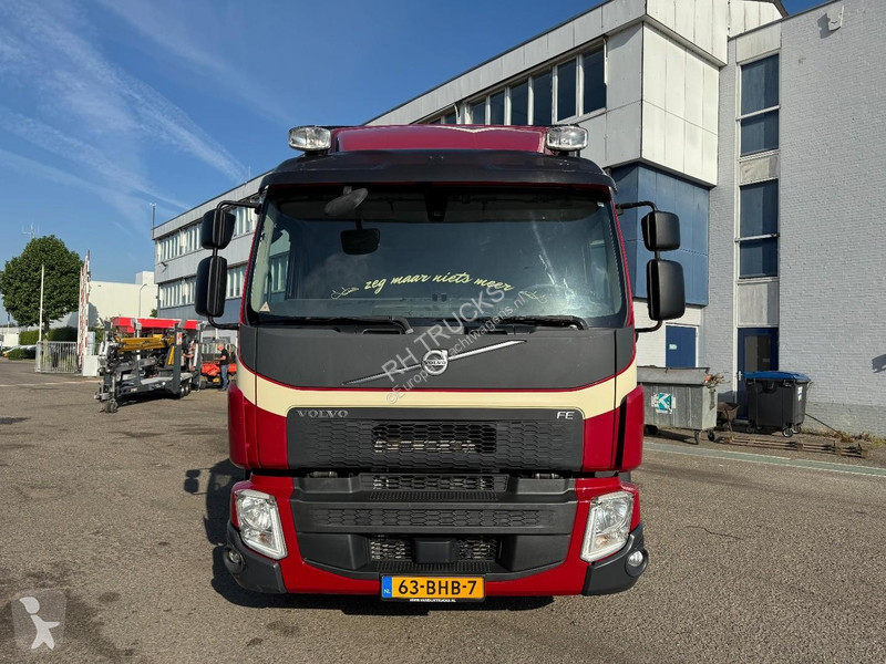 شاحنة Volvo 280 EURO 6 - BOX 7,15M + DHOLLANDIA...