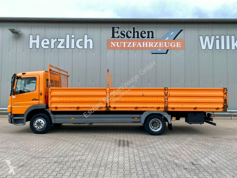 شاحنة Mercedes 1322...