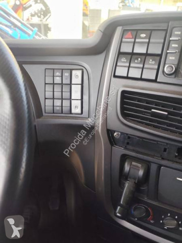 شاحنة حاملة آليات Iveco