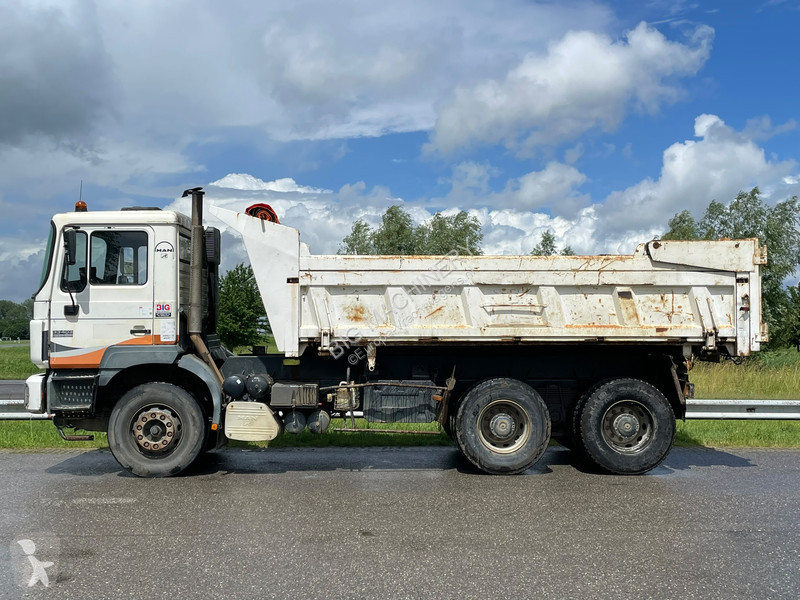 شاحنة MAN 6x4 Kipper