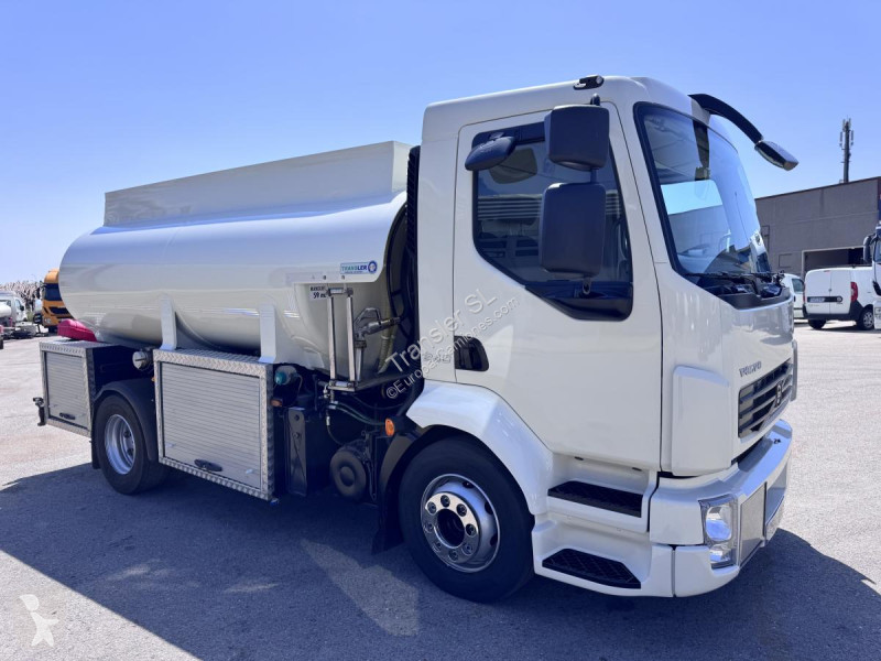 شاحنة Volvo FLL-42-240