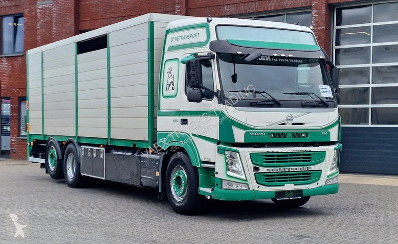 شاحنة Volvo Globetrotter 6x2*4 - Livestock -...