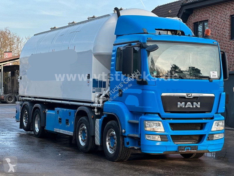 شاحنة MAN 35.440 8x2 Euro5 Feldbinder...