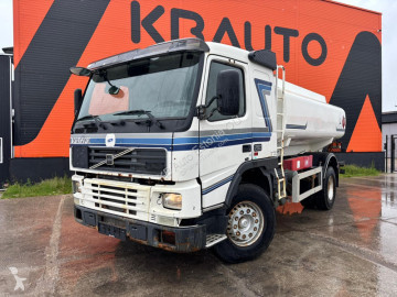 Lastbil citerne Volvo