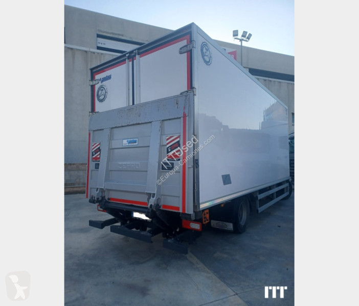 شاحنة Isuzu F14 N NEES