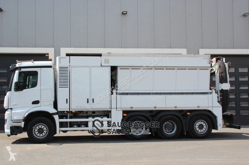 شاحنة Mercedes 3251 RSP Saugbagger 2023