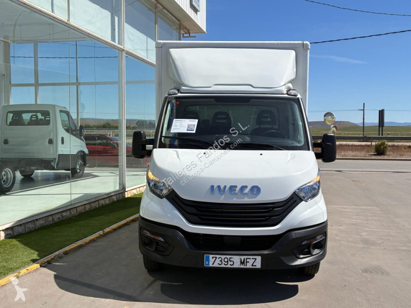 شاحنة Iveco  35C16 20m3
