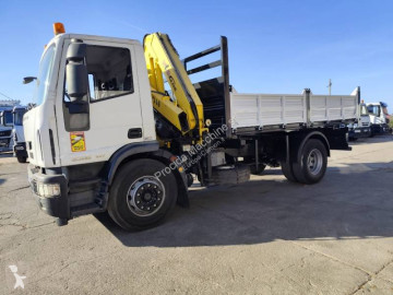 شاحنة قلابة ذات تفريغ خلفي وجانبي Iveco