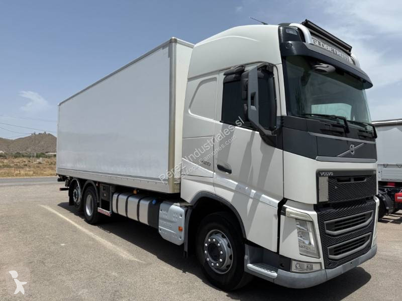 شاحنة Volvo