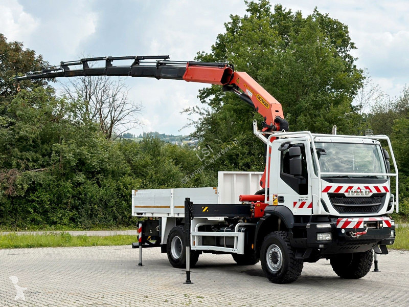 شاحنة Iveco TRAKKER 360*PRITSCHE 4,50*PK 26002...
