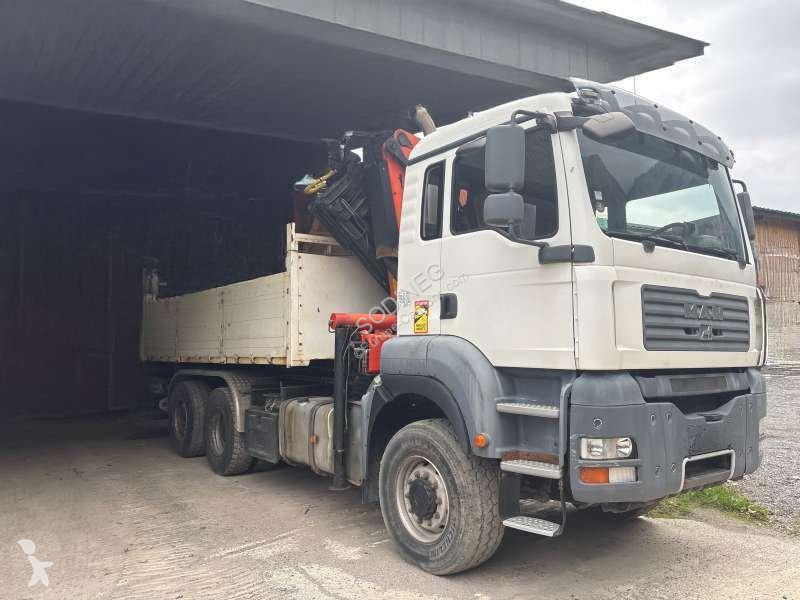 Camión MAN 26/440