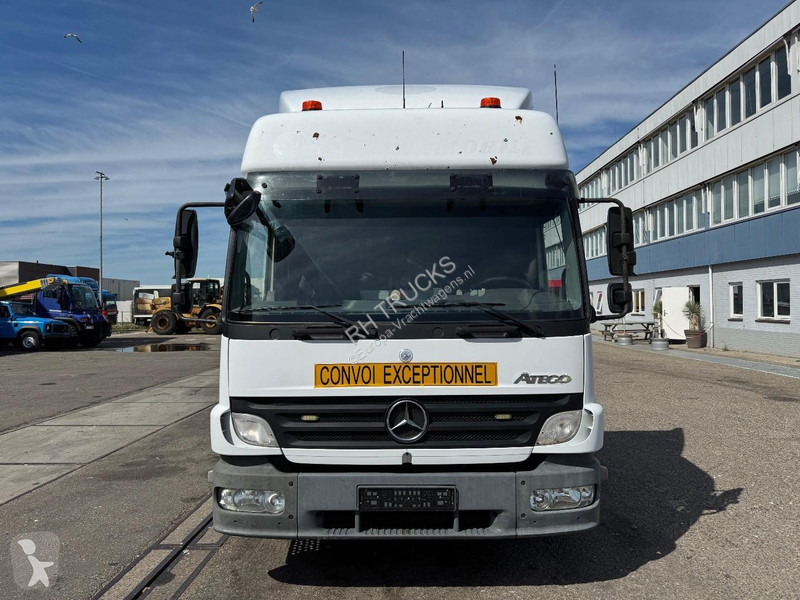 Camion Mercedes 824 + TRAILER 2008 DE REMA 1 AXLE