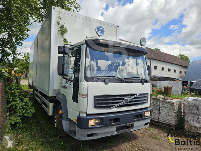 شاحنة Volvo 15