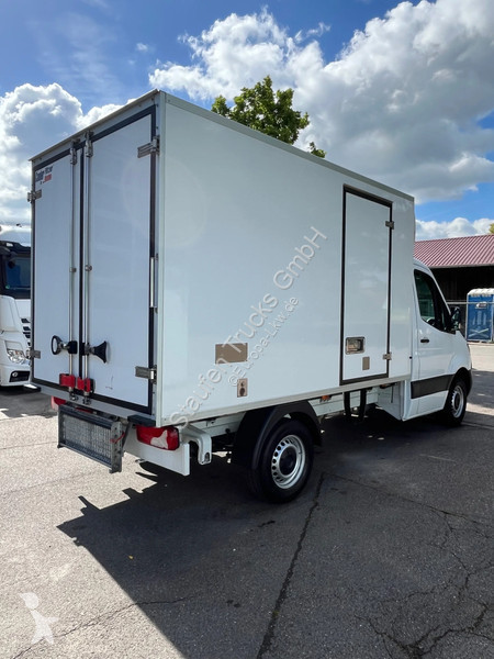 شاحنة Mercedes 317 2 x III, *Tiefkühlkoffer...