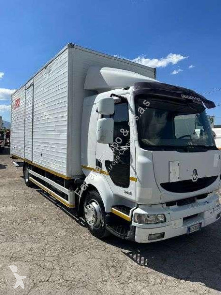 شاحنة Renault MIDLUM 240