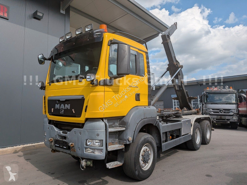 Camión MAN 33.440 / 6X6 / Full Steel / E5