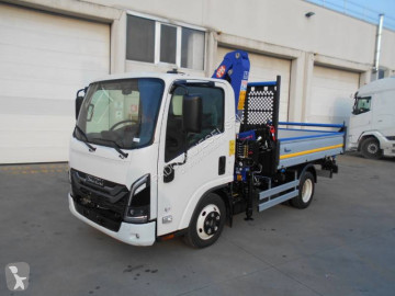 Камион Isuzu