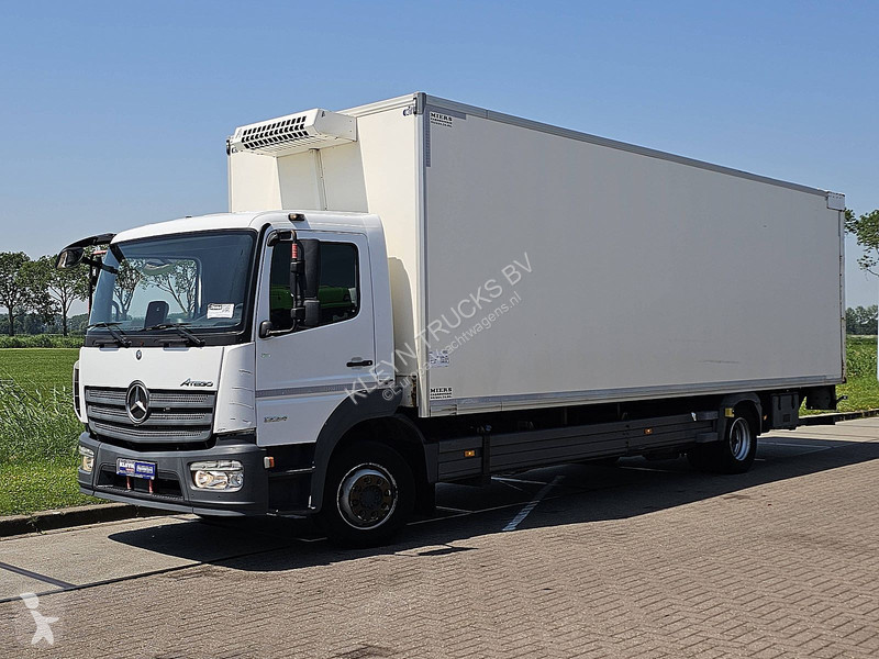 شاحنة Mercedes ATEGO