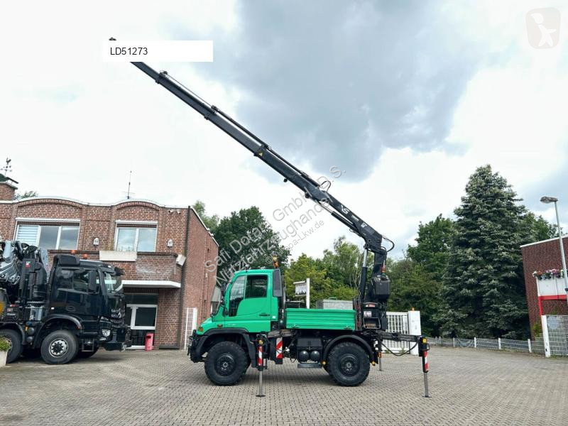 شاحنة Mercedes U400 + HIAB 122E 4x4
