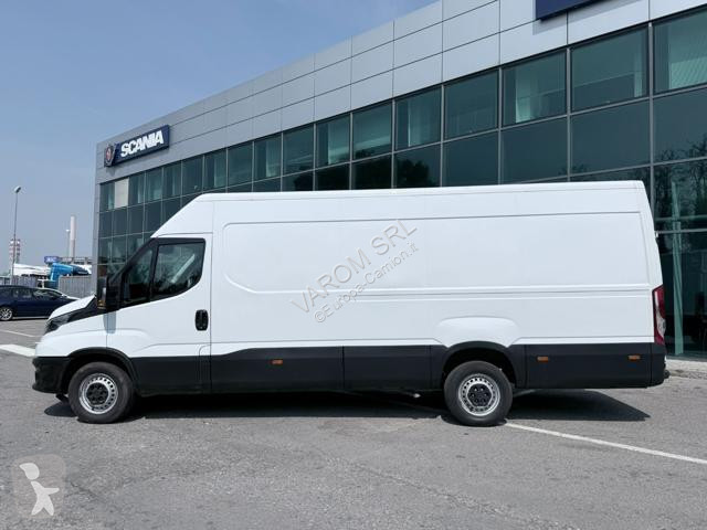 Teherautó Iveco DAILY