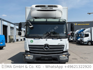شاحنة برّاد Mercedes